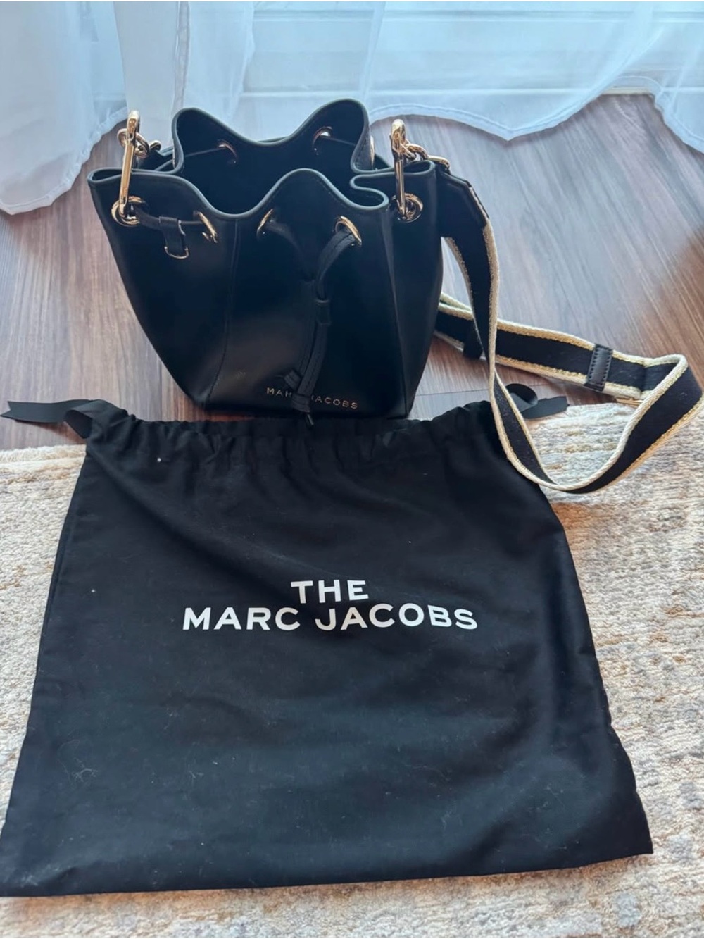 Marc Jacobs Black Leather Bucket Bag